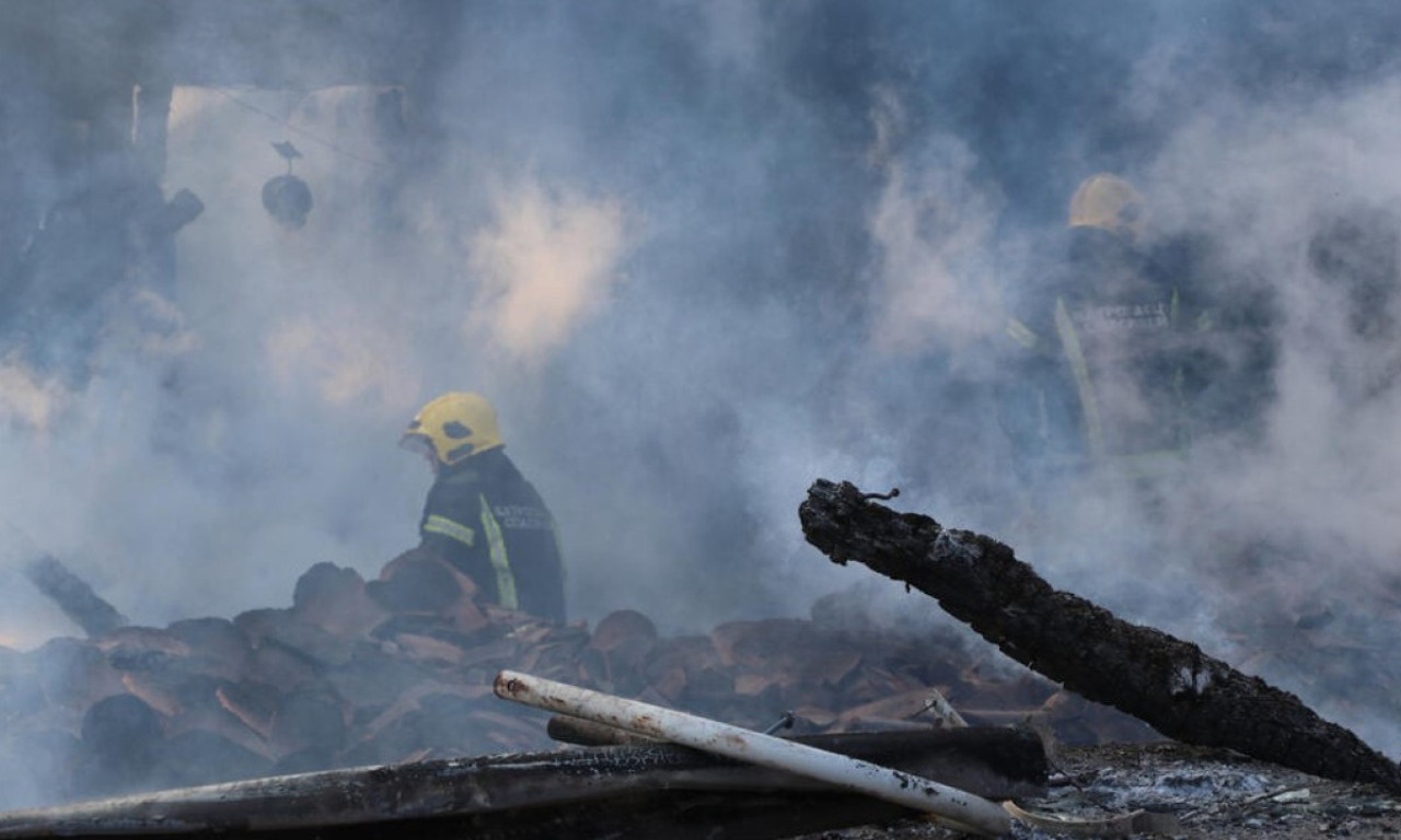 OSTRVO U HRVATSKOJ U PLAMENU Jedan je razlog zašto je jako teško ugasiti ga - vatrogasci na teškim mukama! (VIDEO)