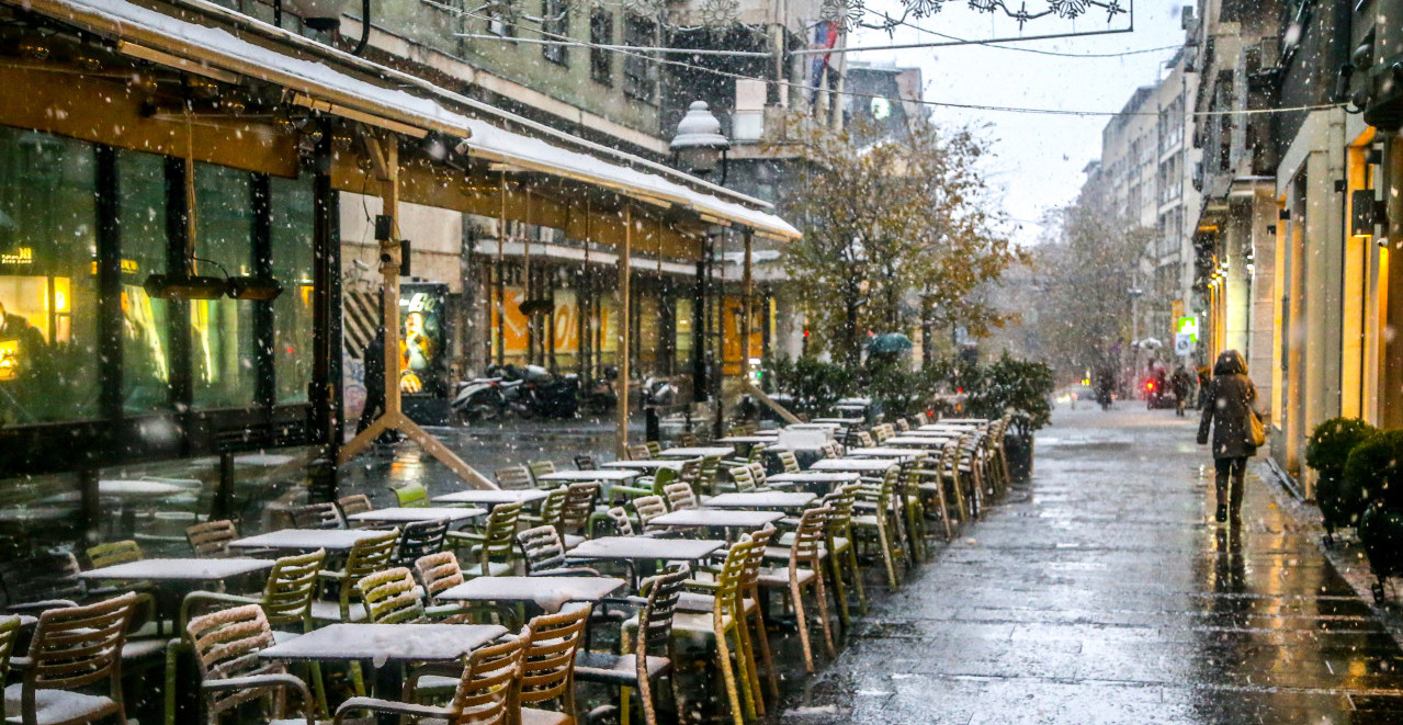 VELIKI OBRT STIŽE BRŽE NEGO ŠTO SMO OČEKIVALI! Hladna olujna masa se kreće prema Srbiji, a evo kad će i sneg