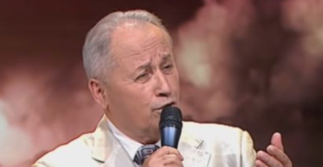 ŽIV SAM, EVO JAVLJAM SE SA ONOGA SVETA: Legendarni srpski pevač se oglasio posle lažne informacije da je preminuo!