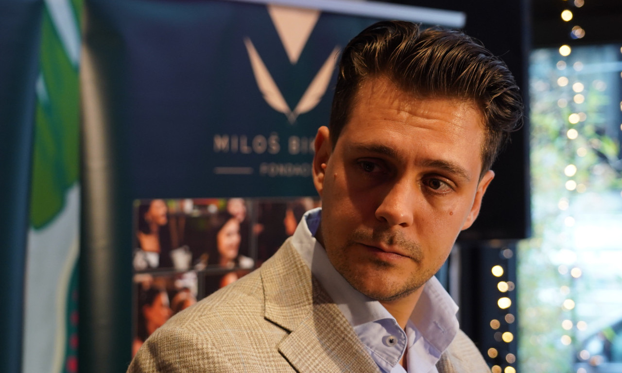 MILOŠ BIKOVIĆ OTKRIO NEPOZNATE DETALJE O BRATU MONAHU: On mi se divi
