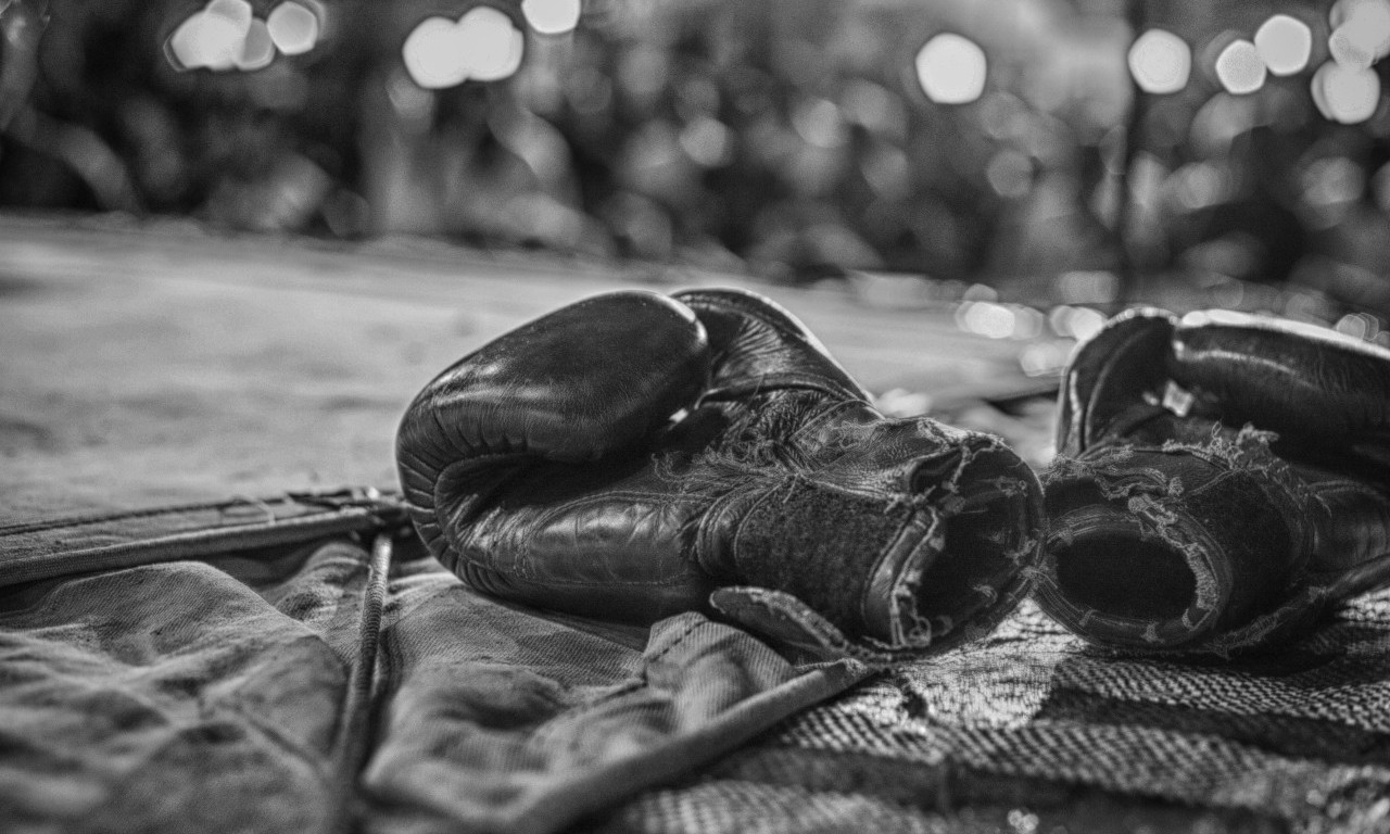 DVA BORCA PREMINULA NAKON MEČA Nezapamćena tragedija u boksu