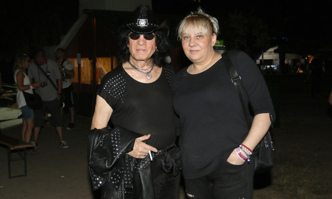 MILIĆ VUKAŠINOVIĆ POSLE ČETIRI MESECA NAPUSTIO BOLNICU "Presrećan sam što sam za Uskrs u svojoj kući"