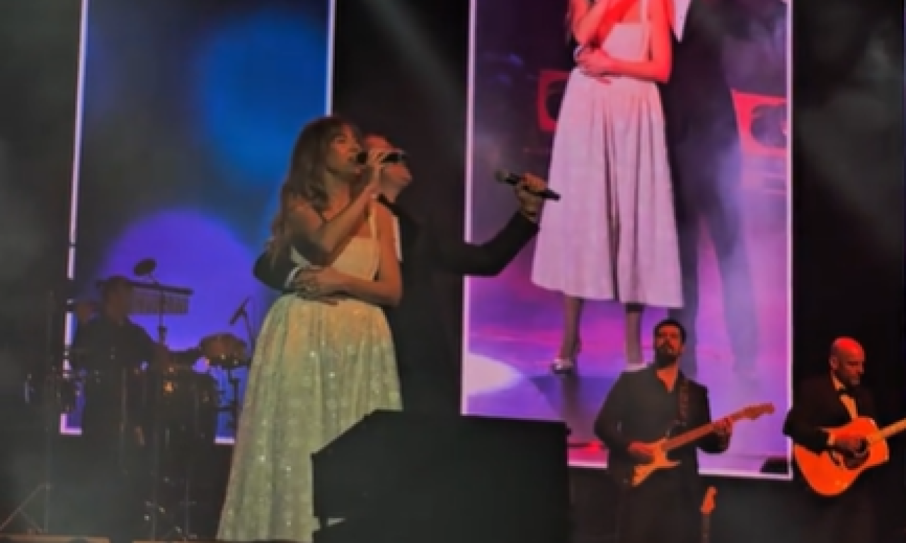 NISU KRILI EMOCIJE PRED HILJADAMA LJUDI! Vlado Georgiev u zanosu sa koleginicom na sred scene!