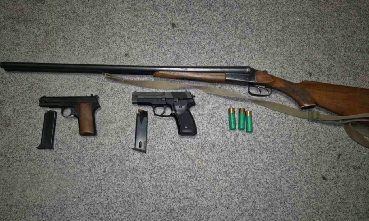 VELIKA AKCIJA POLICIJE U NIŠU Pronađeno oružje, uhapšeno više osoba