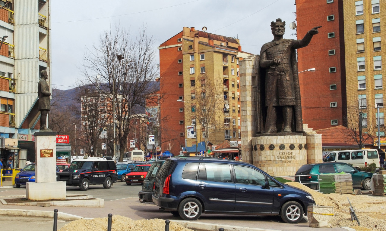 EU OSUDILA POTEZ PRIŠTINE Upad policije u kancelarije RFZO i PIO u Severnoj Mitrovici negativno utiče na sve
