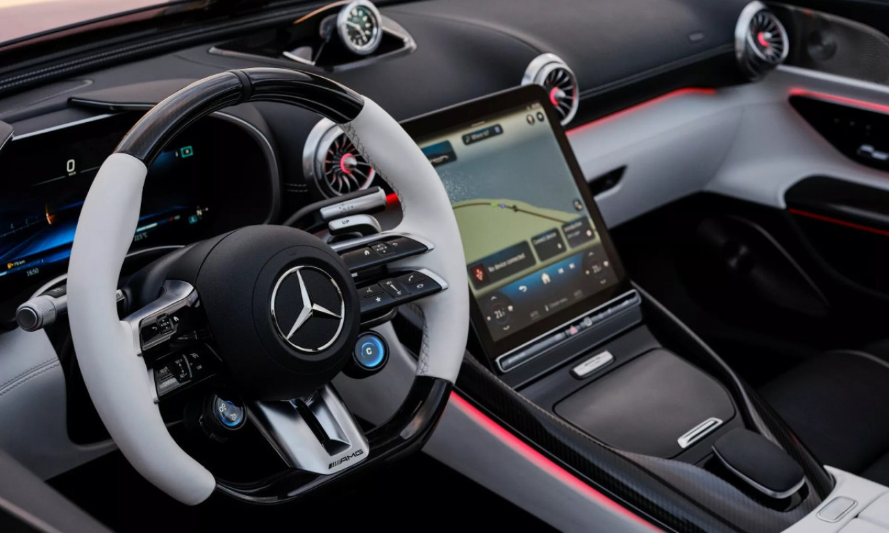 MERCEDES BEŽI IZ NEMAČKE? Da bi uštedeli idu u ovu zemlju!