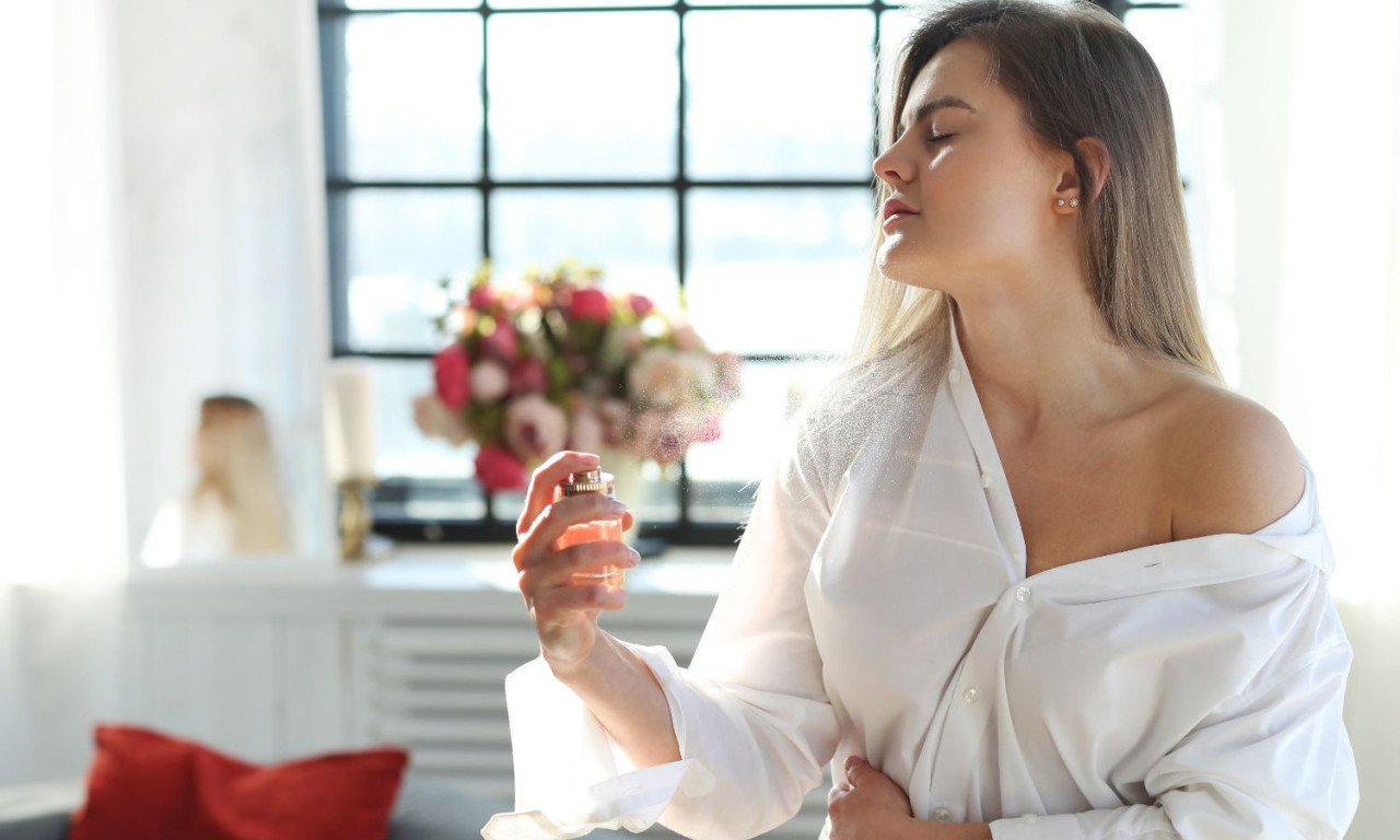 MIRIŠU KAO ORIGINAL A KOŠTAJU DUPLO JEFTINIJE Luksuzni mirisi za male pare – pronašli smo najbolje kopije