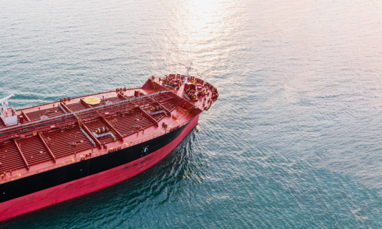 SAUDIJSKA ARABIJA PRINUĐENA DA SE SNALAZI Preusmerava milione barela nafte u luke na Crvenom moru