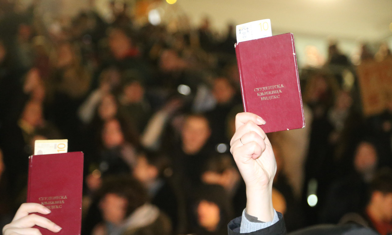 ODRŽAN PROTEST STUDENATA U BLOKADI U NOVOM SADU Predstavljene osnovne ideje programa (FOTO)