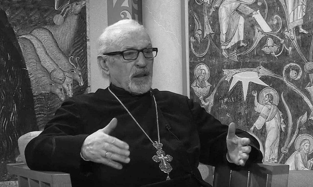 PREMINUO ISTAKNUTI BOGOSLOV SPC Patrijarh Porfirije se velikim duhovnim rečima oprostio od omiljenog profesora