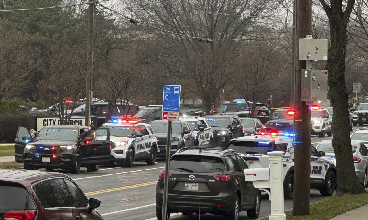 NAJMANJE PETORO MRTVIH NA FLORIDI: Dva muškarca izvršila napad na univerzitet! (VIDEO)
