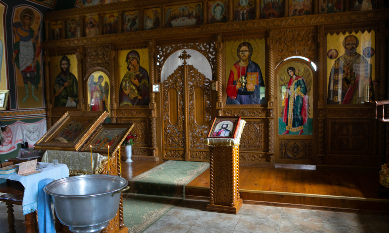 PRIČE O HRABROSTI I VERI Svetitelji koji su svojim žrtvama promenili svet!