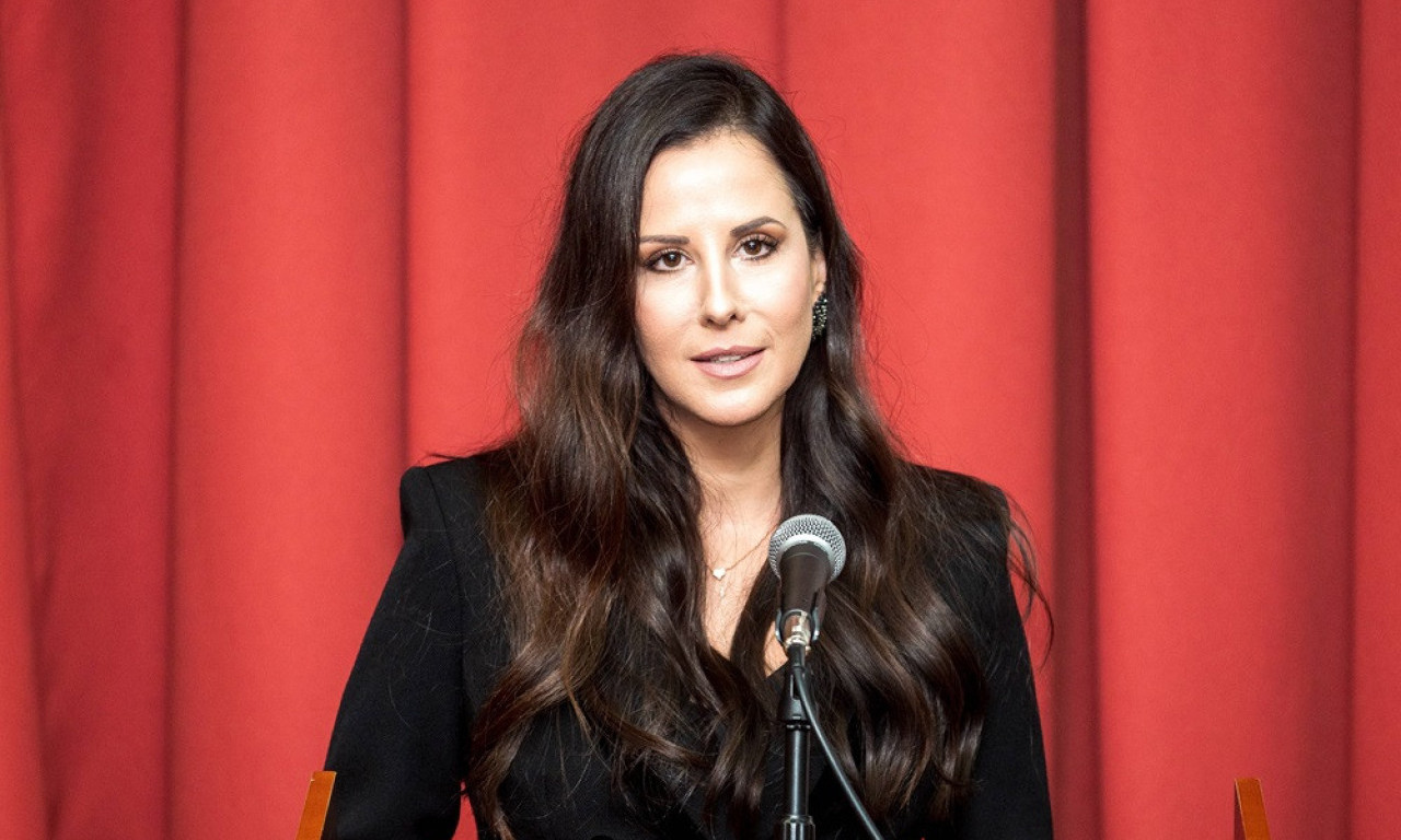 TAMARA VUČIĆ DANAS SLAVI ROĐENDAN! Njena emotivna poruka dira pravo u srca, komentari nisu izostali (FOTO)