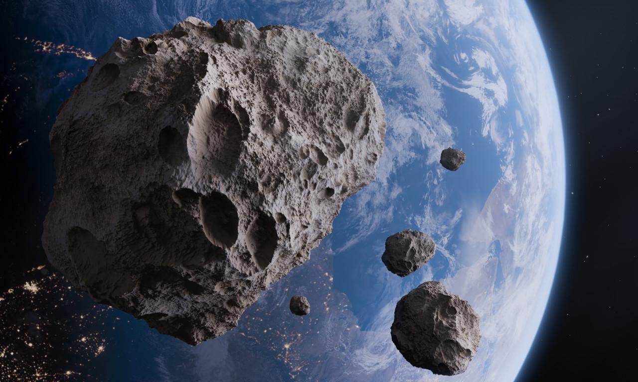 ASTEROID VELIČINE AUTOBUSA PROLETEO TIK PORED ZEMLJE Naučnici otkrili ono od čega strahujemo, evo kad će se vratiti