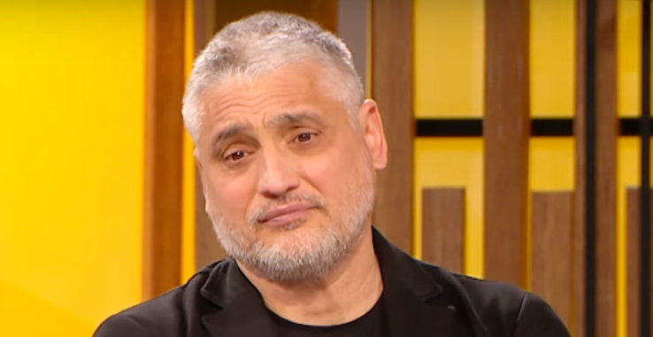 ČEDA JOVANOVIĆ SE POSLE RAZVODA NE ODVAJA OD OVE OSOBE: Objavio i fotku, a onda jaka poruka - "Od kada te znam" (FOTO)