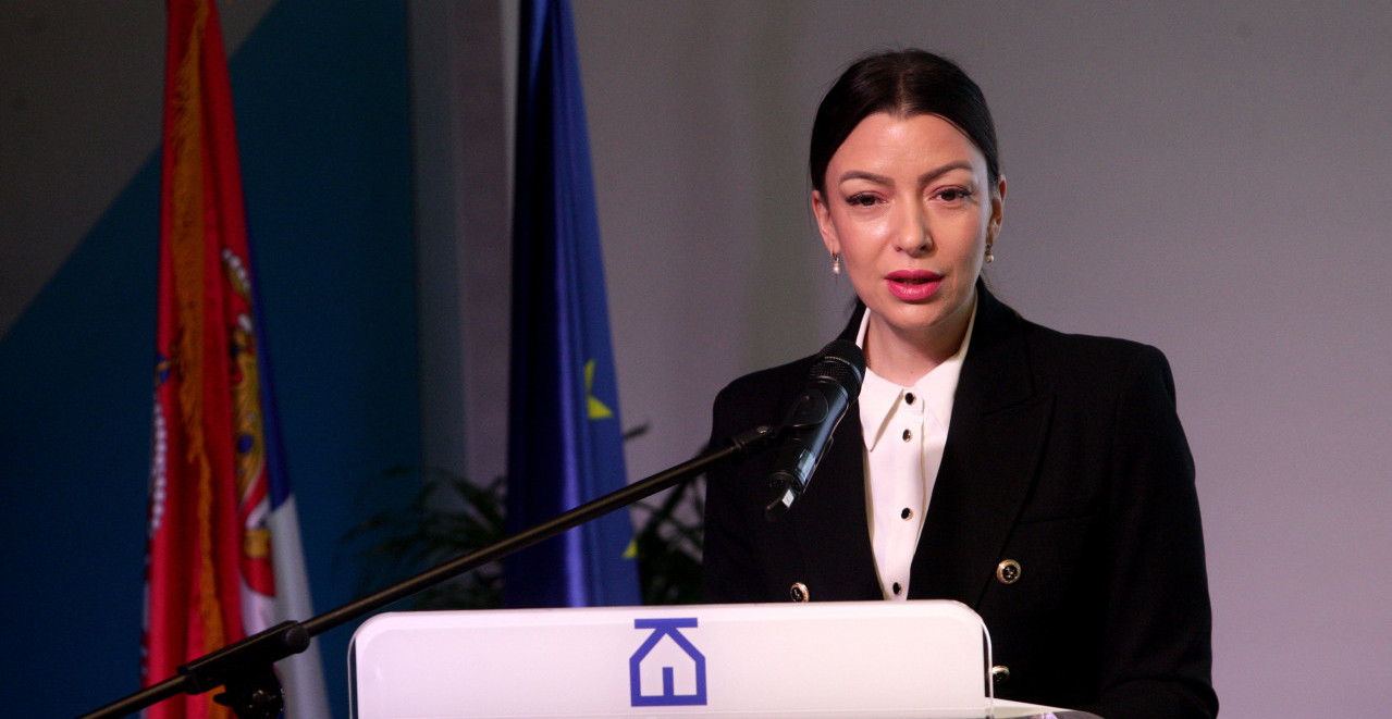 SRBIJA LIDER U REGIONU I U OVOJ OBLASTI Novca nikad više 4,5 milijardi evra