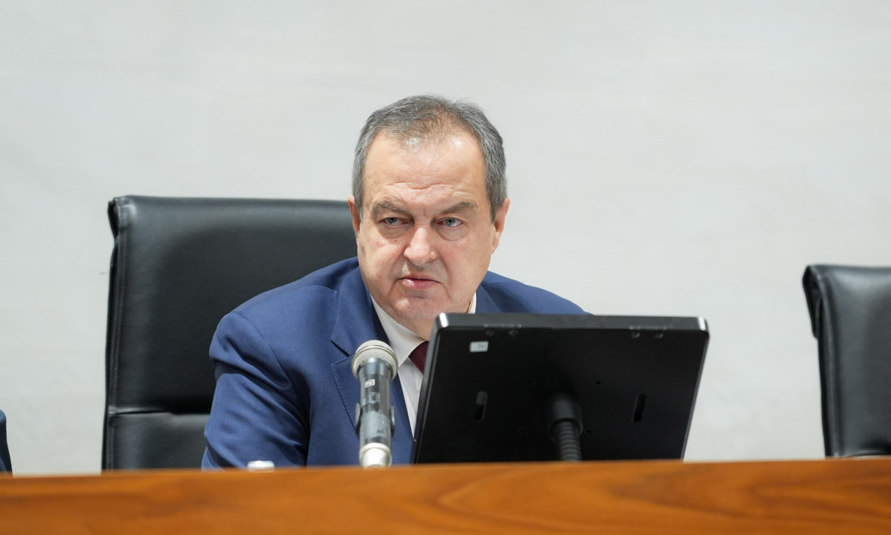 LOKALIZOVAN POŽAR NA VOŽDOVCU Dačić posle akcije vatrogasaca otkrio sve detalje