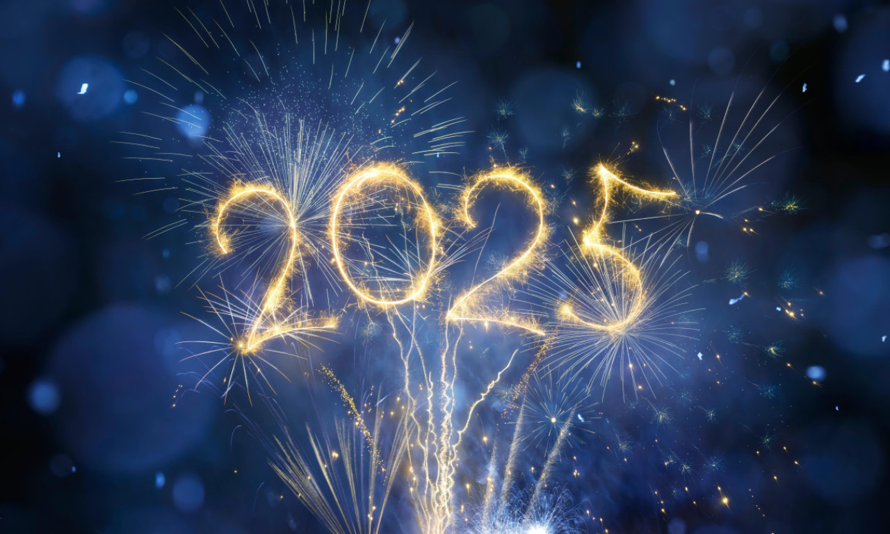 POZNATI ČESTITAJU NOVU GODINU I PRAZNIKE ČITAOCIMA K1INFO PORTALA!