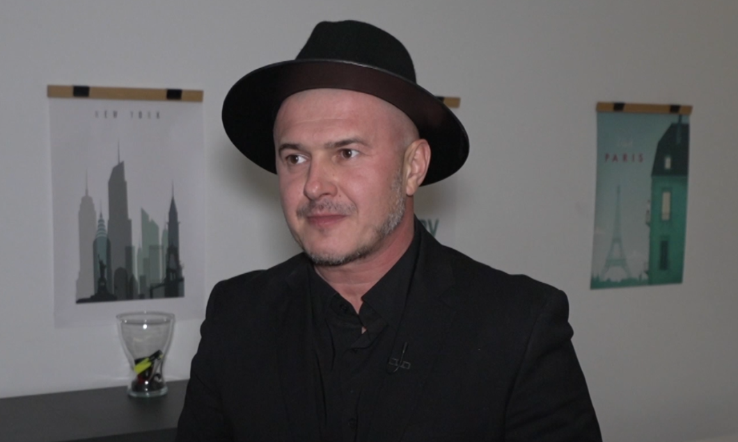 "PESMA ĆE BITI POLA NA SRPSKOM, POLA NA ENGLESKOM" Sale Tropiko otkrio sve o pesmi za "Eurosong"