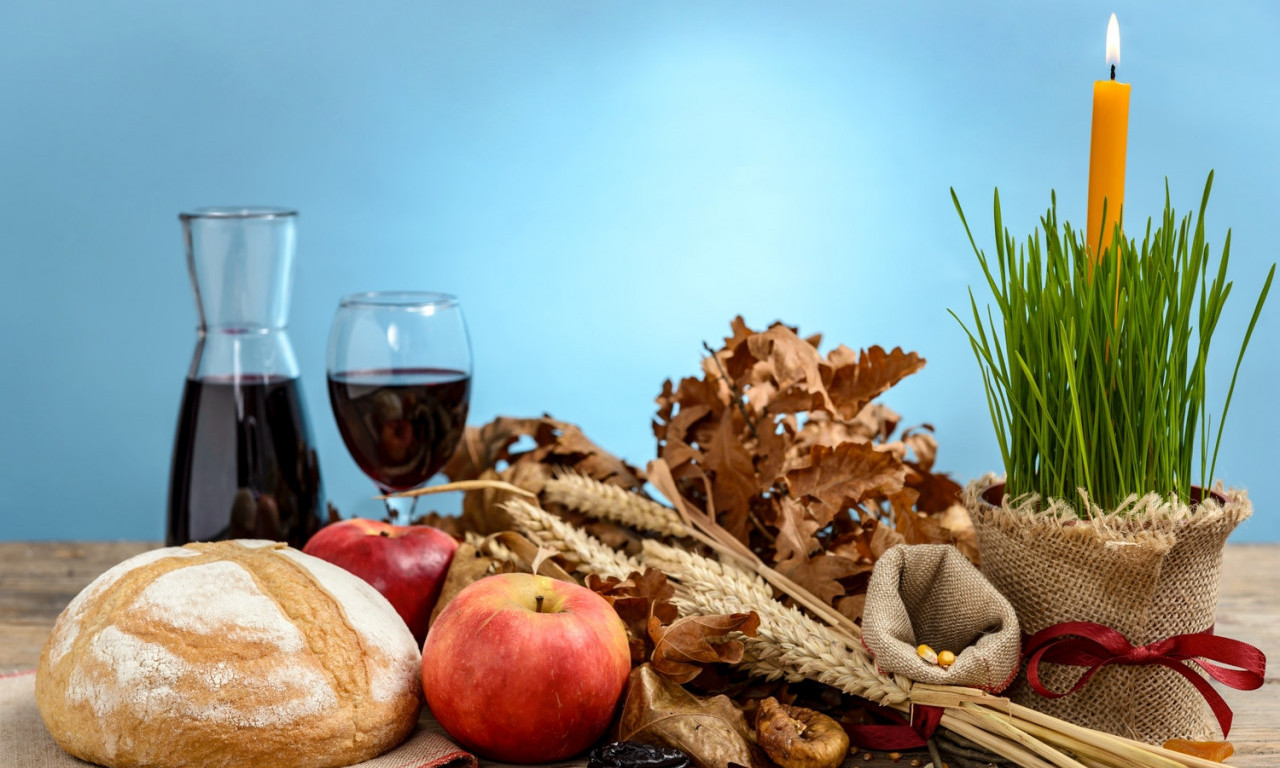 NAJLEPŠE ČESTITKE ZA BADNJE VEČE I BOŽIĆ!