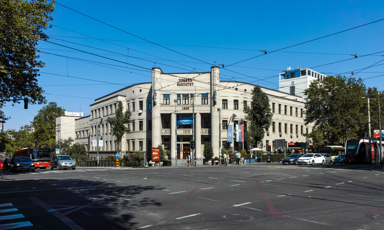 TUŽILAŠTVO TRAŽI PRITVOR ZA OSUMNJIČENOG ZA NAPAD NA PRAVNOM FAKULTETU Povređena profesorka i još dve osobe