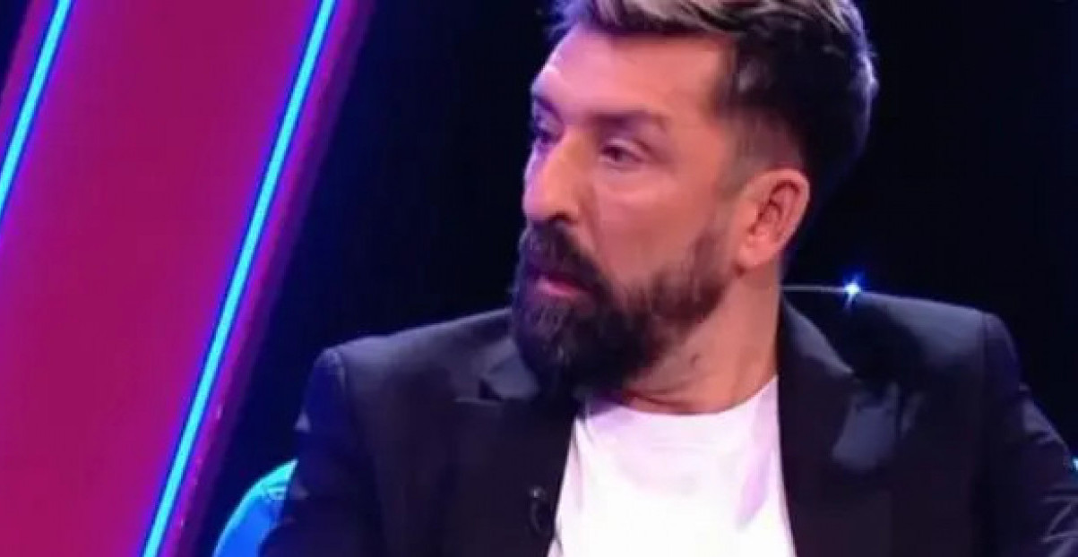 KAKVO IZNENAĐENJE: Ognjen dobio poklon od gosta u sred emisije, ostao bez teksta (FOTO)