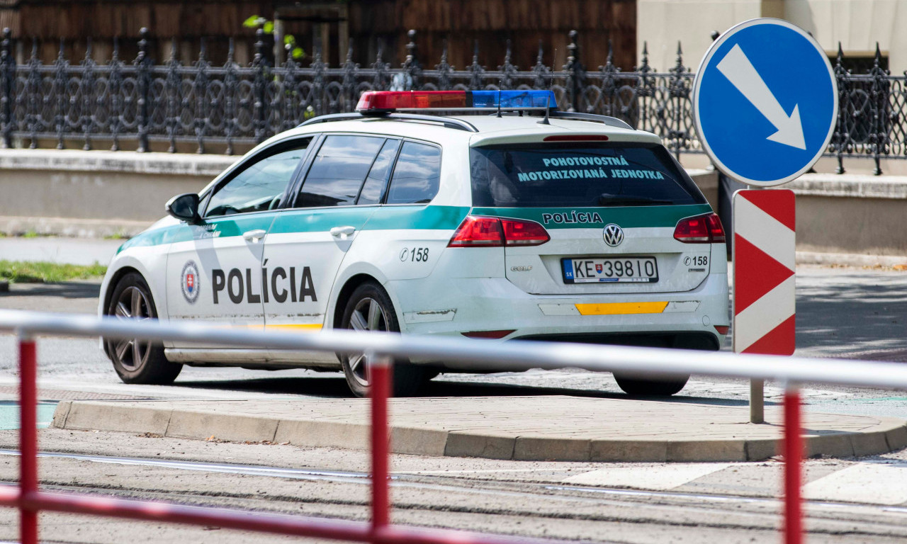 RAZBIJENA NARKO-BANDA Dve privedene devojke će se braniti sa slobode
