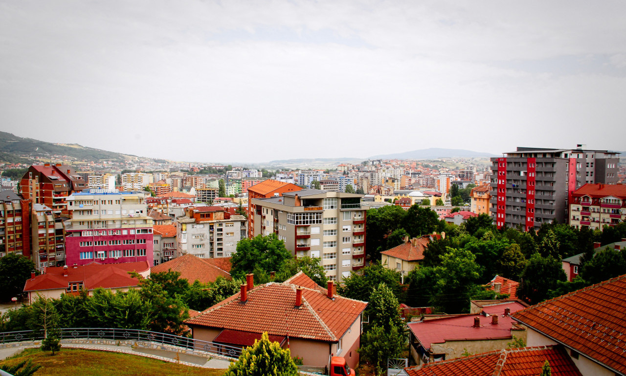 SRBI IZ SEVERNOG DELA KOSOVSKE MITROVICE DONELI ODLUKU: Svako veče se organizuju, evo šta rade na ulicama!