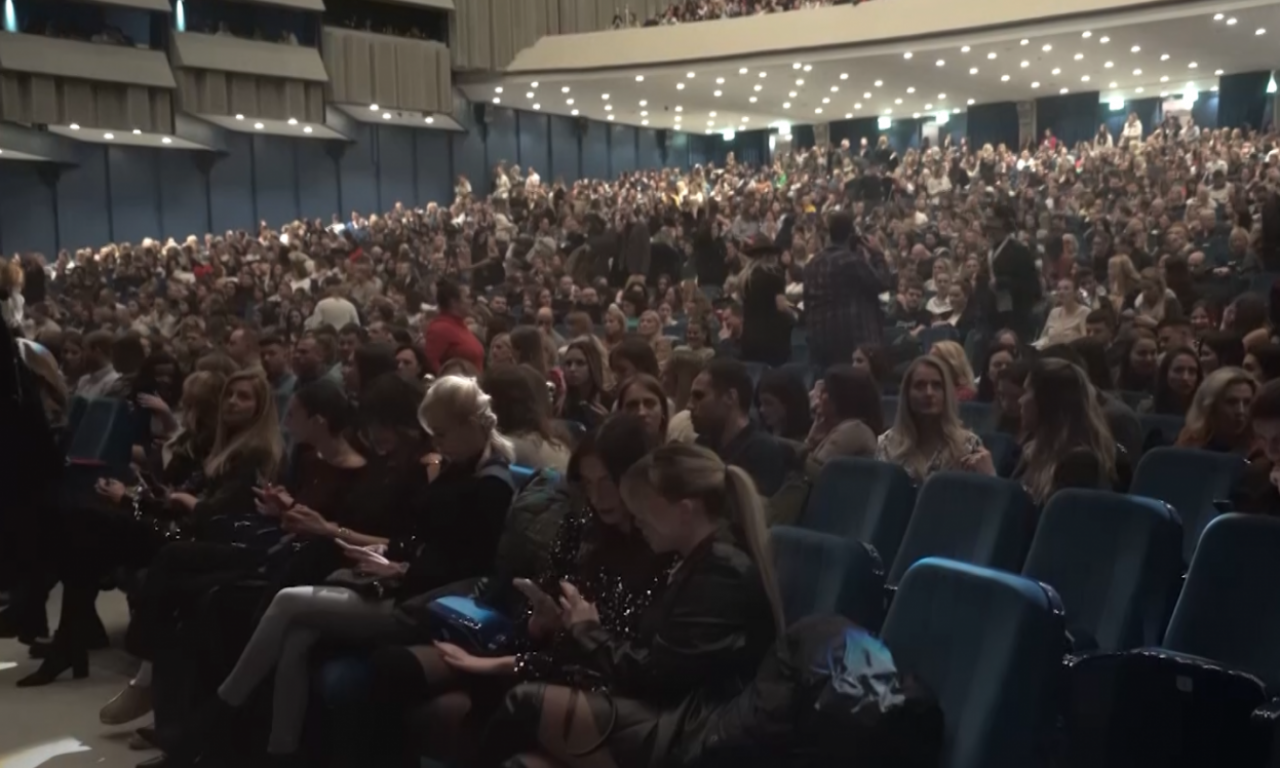 ZLATNI GLAS VENECIJE STIŽE U BEOGRAD! Čuveni italijanski tenor sprema muzički spektakl u Sava Centru