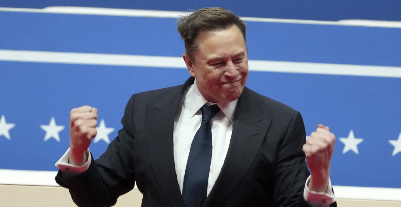 SVET NIKAD NIJE VIDEO OVAKO NEŠTO Ilon Mask prešao 600 milijardi dinara, evo koliko mu treba da postane prvi trilioner!