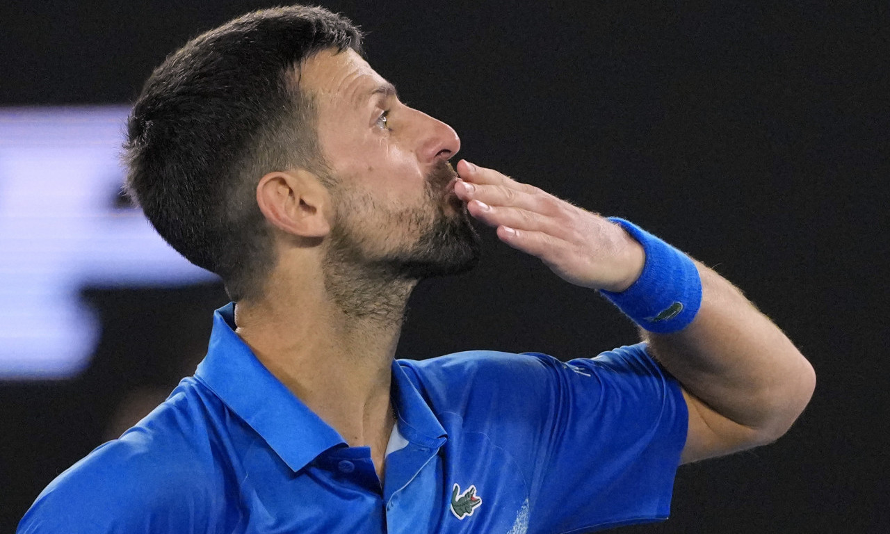 ĐOKOVIĆ SE OBRATIO MESIJU POSLE PLASMANA U FINALE: Nole poručio samo jedno!