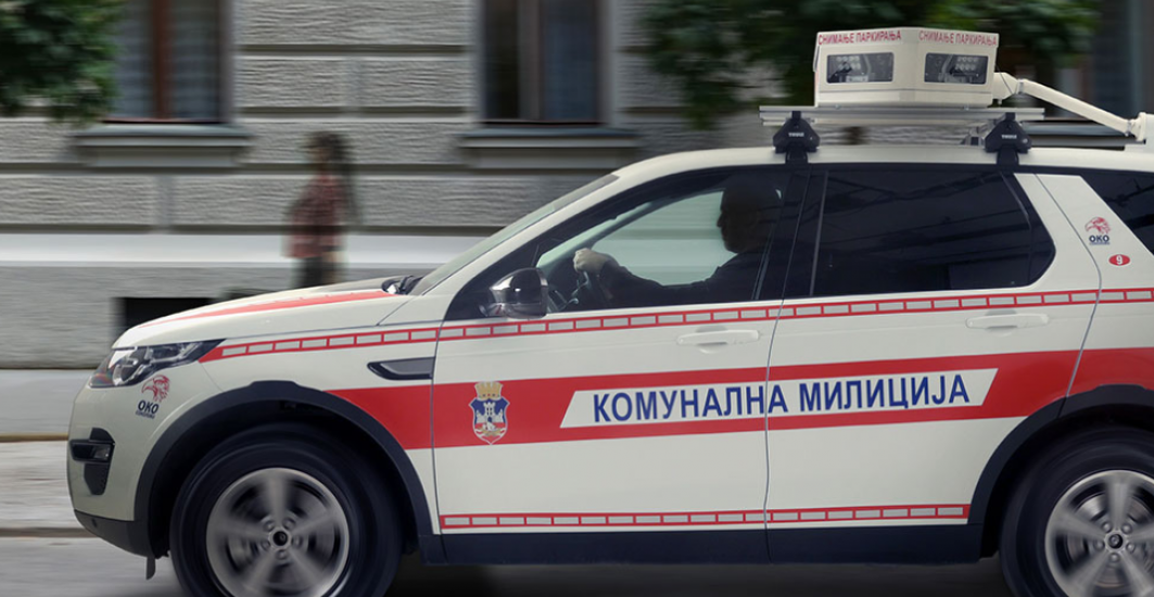 "OKO SOKOLOVO" UDARILO DEVOJKU U NIŠU Nezgoda na pešačkom prelazu na Trgu kralja Aleksandra