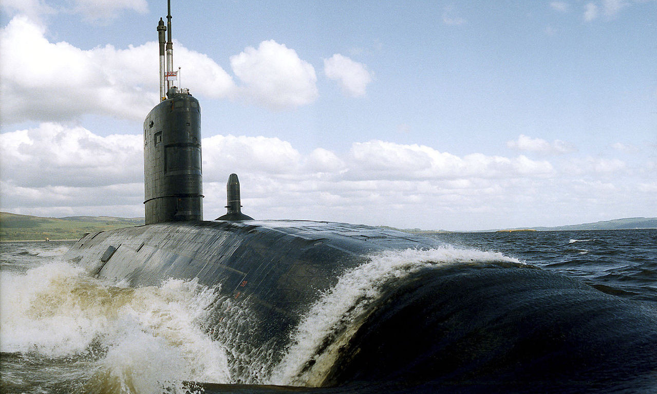 TRAMP POSLAO NUKLEARNE PODMORNICE U BLIZINI RUSIJE Kuva se nešto opasno!