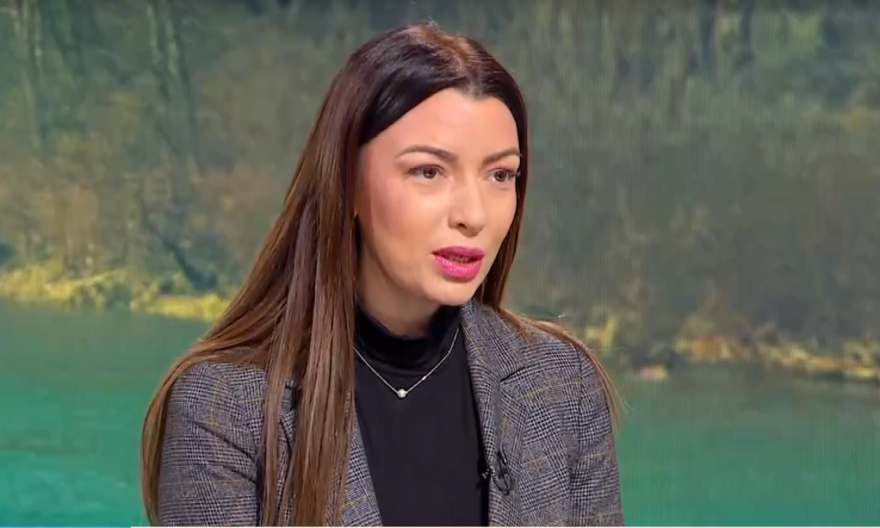 MINISTARKA MESAROVIĆ U BAČU: Za SNS nema velikih i malih opština,svaki deo SRB podjednako važan
