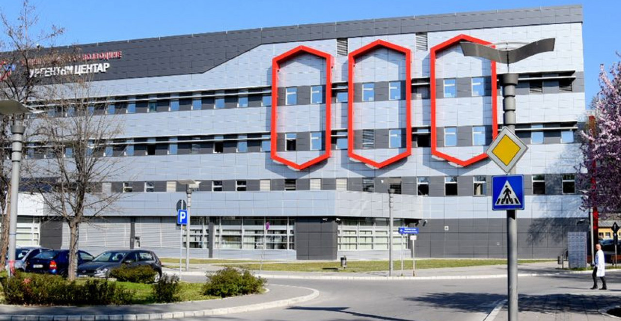 OGLASIO SE KLINIČKI CENTAR VOJVODINE Sinoć lekari primili 3 lica, jedno sa težim povredama