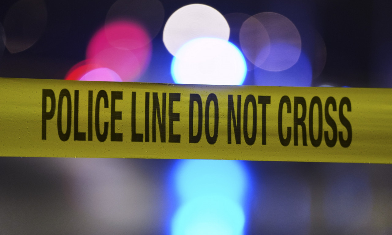 PUCNJAVA U BOLNICI, UBIJEN POLICAJAC Obračun u holu odeljenja za hitne slučajeve