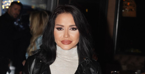 "NE DOPADA MI SE KADA GRADE KARIJERU NA NEPEVANJU"! Aleksandra Mladenović žestoko oplela po koleginicama!