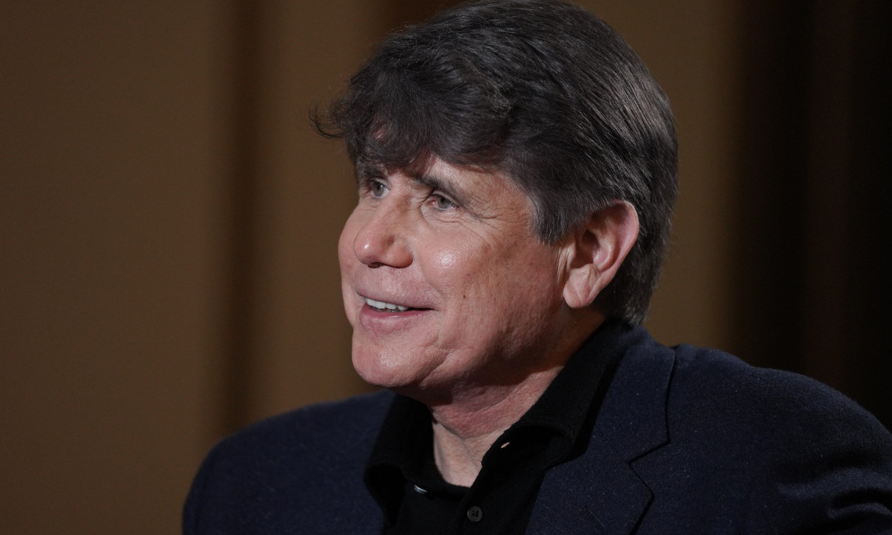 "PUNO MI JE SRCE" Rod Blagojević uživa u srpskom kolu i zvuku gusla u rodnom mestu svoje majke Mile!