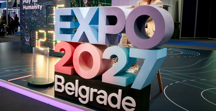 ŠKOLAMA STIGLO UPUSTSTVO O ORGANIZOVANJU POSETA EKSPU 2027 Ulaz i prevoz su besplatni, a evo šta još treba da znate