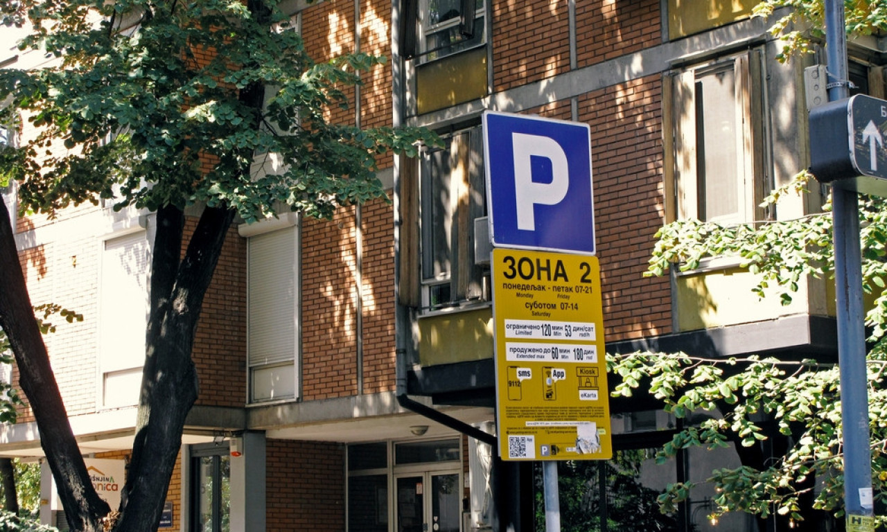 OD DANAS NOVI SISTEM PARKIRANJA U BEOGRADU U strogom centru uvode se bela i ljubičasta zona - naplaćuje se i vikendom