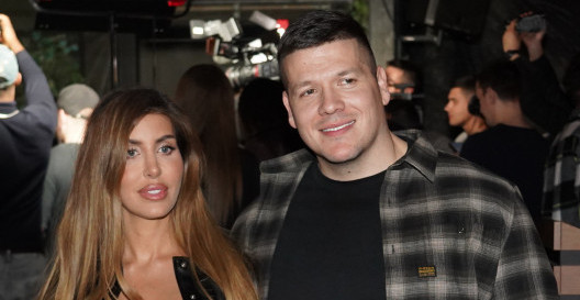 "ZA KARTU SMO DALI 10.000 €" Sloba i Jelena stigli sa Maldiva, pa progovorili o drami na Bliskom istoku - ona priznala: "Pitala sam za Lunu"