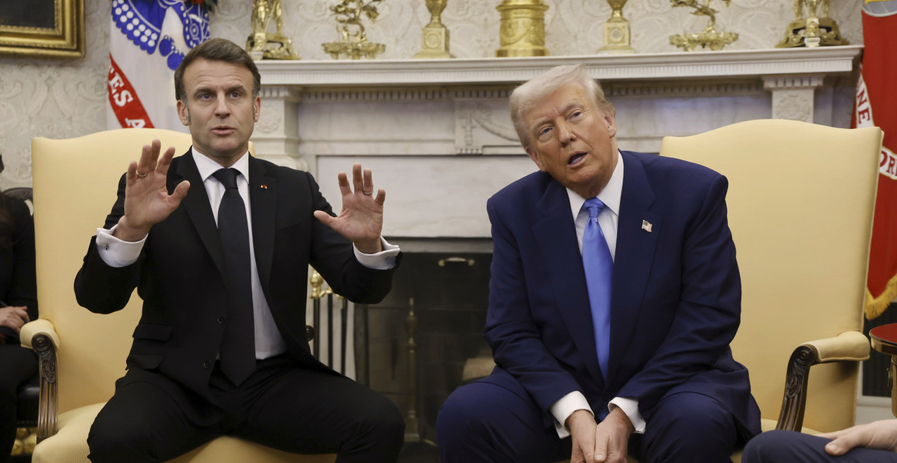 OBJAVLJENE PRIVATNE PORUKE TRAMPA I MAKRONA Pljuštaće reakcije na ovo! (FOTO)