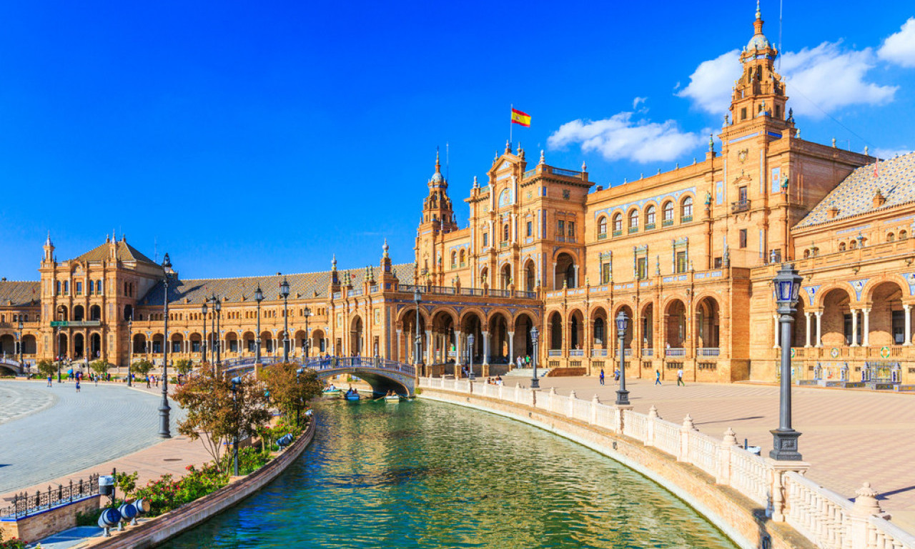 ZABORAVITE NA BARSELONU, OVO MESTO U ŠPANIJI MORATE DA VIDITE Posebno je iz jednog razloga