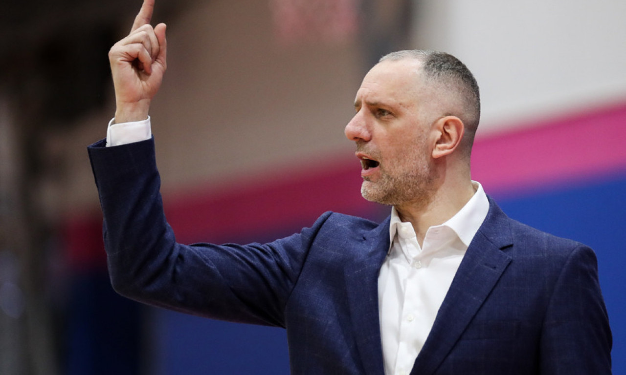 AVDALOVIĆ BIRANIM REČIMA O SAŠI PRED MEČ SA ZVEZDOM "Obradović je preporodio tim Crvene zvezde"