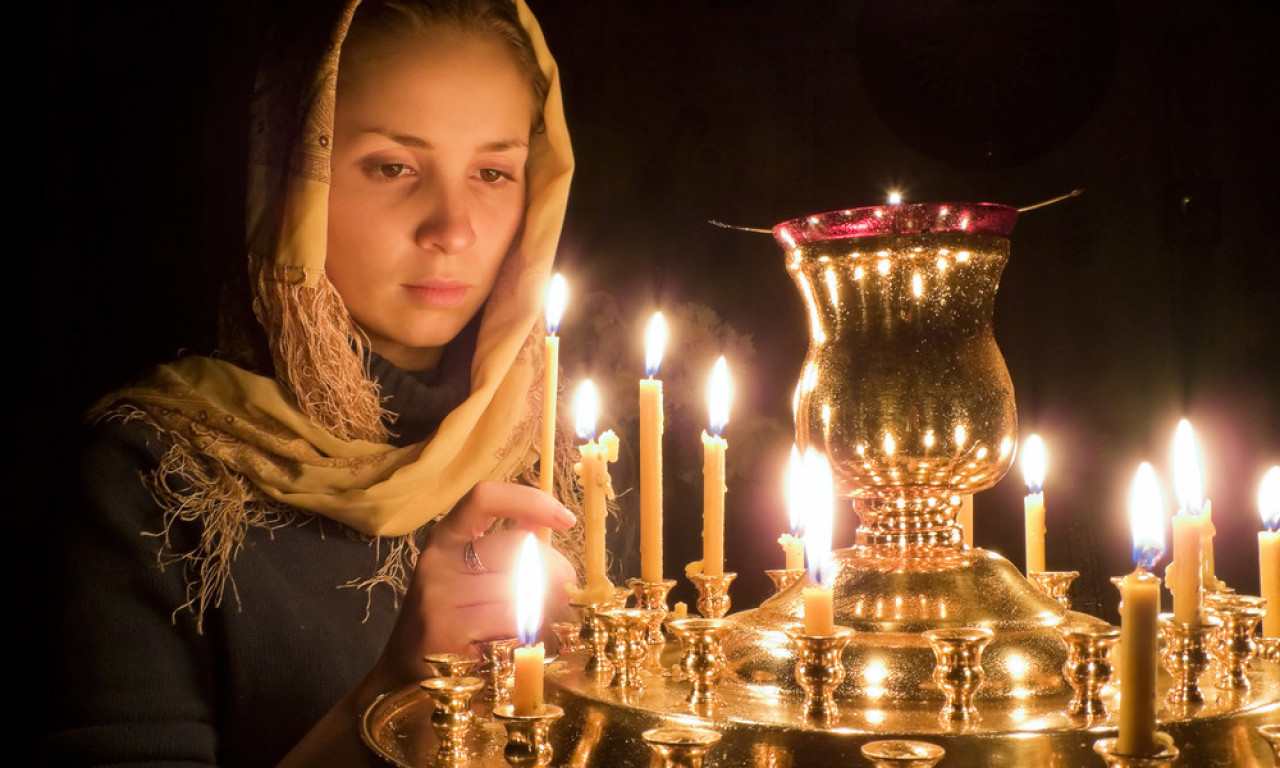 DAN POSVEĆEN SVETITELJIMA KOJI SU ĆUTKE PONELI KRST Sveti Aristovul i Savin Egipćanin