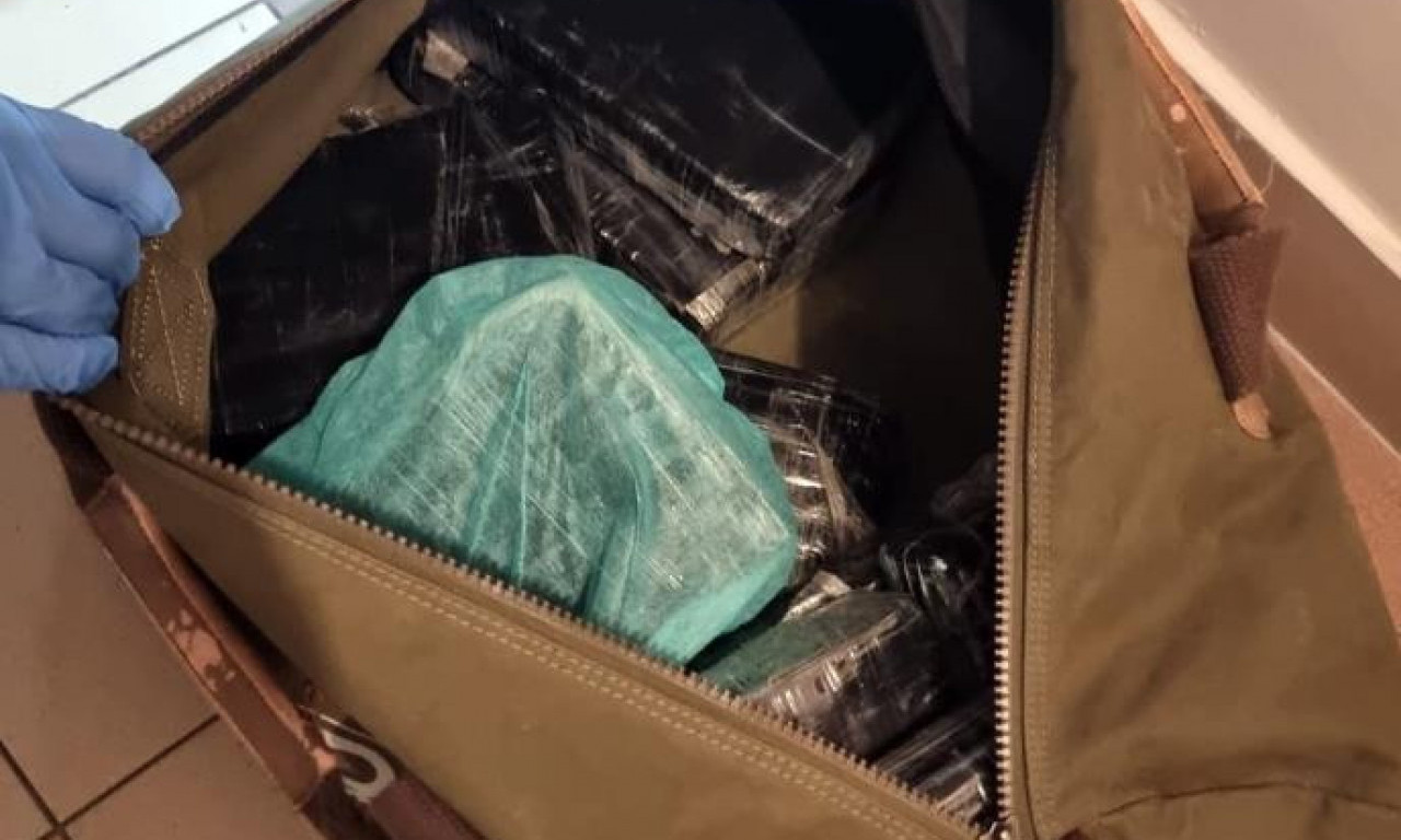 KRIJUMČARI U ŠUPI KOD GROCKE SKRIVALI SKORO 60 KG DROGE I ORUŽJE: Petar i Jovan saslušani, evo kako su se branili