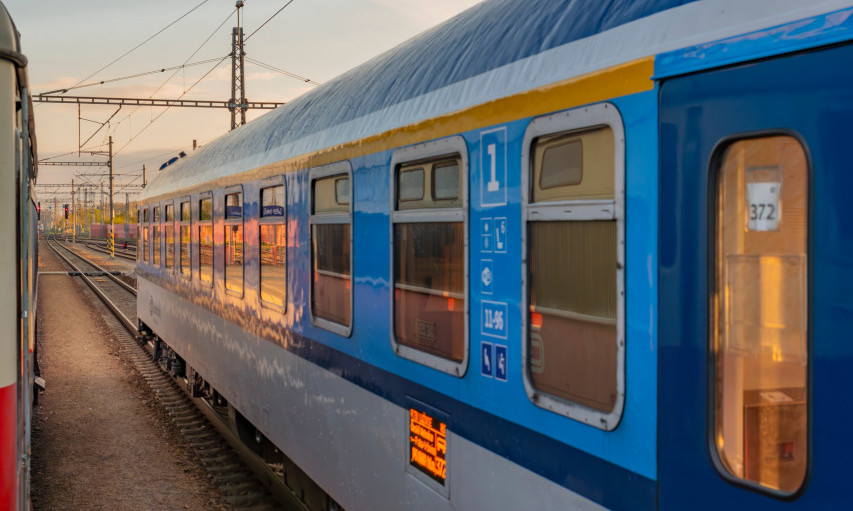 AKO IDETE NA MORE U CRNU GORU OVO MORATE DA ZNATE Vozovi u Crnoj Gori ne saobraćaju!