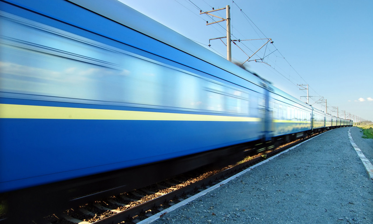 ENGLESKA U PROBLEMU: Otkazuju se polasci vozova, mašinovođe odbijaju da uđu u kabinu - razlog je sledeći