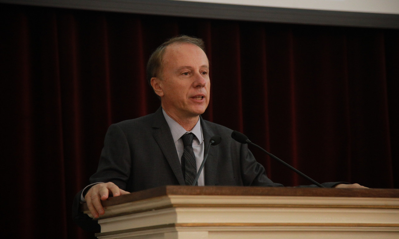 REKTOR SVE SVALIO NA STUDENTE Evo šta je rekao policiji!