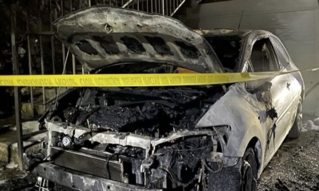 POSLANIKU OPOZICIJE ZAPALJEN AUTOMOBIL "Udar na pravo čoveka da misli svojom glavom"